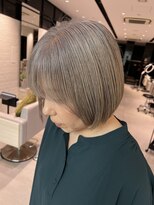 ステア ケース(stair case)&nbsp;育ててつくる柔らかグレージュ 白髪ぼかし 40代50代60代