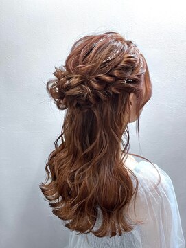 クレア(Crea) ドレスヘア お呼ばれ アレンジ 結婚式ハーフアップ