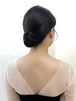 タイトシニヨンヘアセット