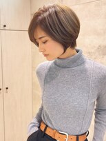 くびれ美人ショート