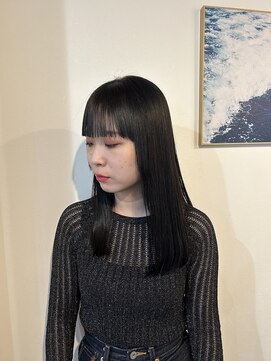 マリン(Marine) 20代30代ワイドバングダークトーンロング