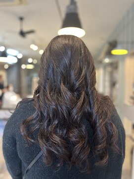 ヘアアンドメイク アース 聖蹟桜ヶ丘店(HAIR&MAKE EARTH) イルミナカラー