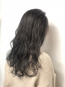 クラン 岡本(Chlan) 暗髪オリーブグレージュ　ウェーブヘア