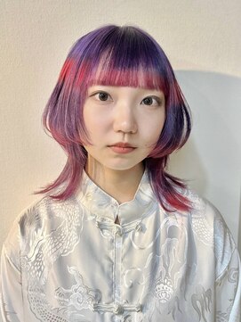 ディレクション(Direction) ウルフボブインナーカラー裾カラーデザインカラー派手髪