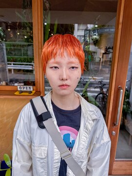 シツ(situ) ショート　オレンジカラー