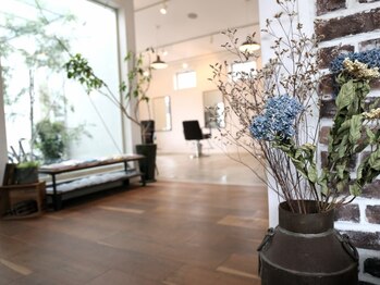 プレイ(Play)の写真/《2025年カミカリスマ受賞サロン》髪のお悩みを解決してくれる、高い技術とセンスで人気のサロン＊