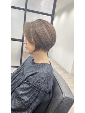 ピックアップ(pick up) ショートカット 白髪ぼかし