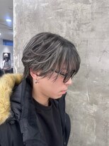 キング 楠葉店(K!ng)&nbsp;韓国マッシュセンターパートツーブロックメンズハイライトウルフ