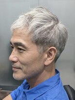 ソレリア(Soleria) 【白髪を活かす】大人の品格シルバーグレー×ナチュラルショート
