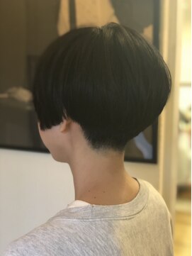 スガタ リフレクション(SUGATA reflection) グラデーションボブ