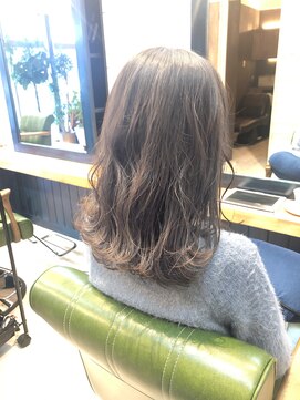 イコロ 流山おおたかの森(icoro) 透明感モノトーン【icoro流山おおたかの森】