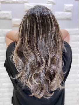 シェルティ フィエル(Shelltie Fiel) 大人バレイヤージュ★【錦糸町/シールエクステ】