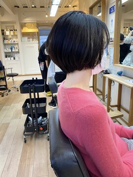 オーシャン(Ocean) ［OCEAN Hair&Life 水田成美］伸ばしかけショート/束感ショート