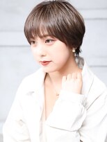 クラッチムク 博多口(CLUTCH muk.)&nbsp;大人可愛い小顔美髪ツヤ髪シアーグレージュくびれショートA2