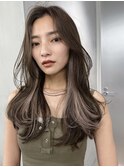 ショートヘアグレージュカラーデザインカラーシルキーベージュ