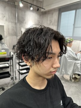 ビカムメンズヘアー 栄店(become men's hair) 【センターパート×緩めツイストスパイラルパーマ】名古屋栄