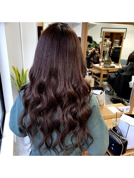 フツーロ 栄(FUTURO) プルエクステ