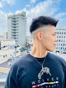 ブリッツバイレボ 船橋(BLITZ by REVO) ウルフ/アッシュブラック/カルマパーマ/ベリーショート[船橋駅]