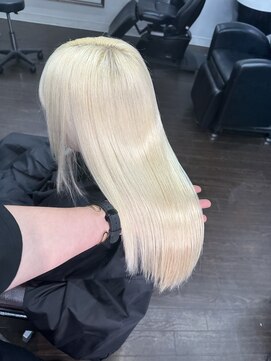 テテ(TETE) ホワイトブロンド