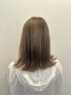 ゼンドットカラスマ(Zen.karasuma) ブリーチあり透明感ベージュ20代30代40代