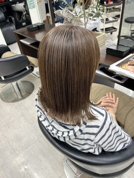 アイズ 本厚木(AIZU) ツヤ髪スタイル