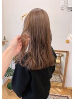 メク(meku)&nbsp;明るめベージュカラー*ブリーチあり