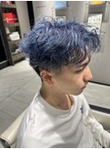 センターパート×ブルーカラー