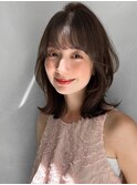 大人可愛いこなれヘア小顔ナチュラルカール黒髪小顔カット