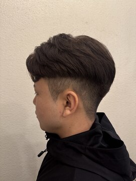 メンズカラースタイル