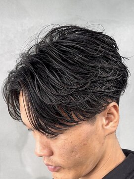 フィフス トウキョウ (fifth TOKYO) 渋谷シャドウパーマメンズマッシュウルフセンターパートショート