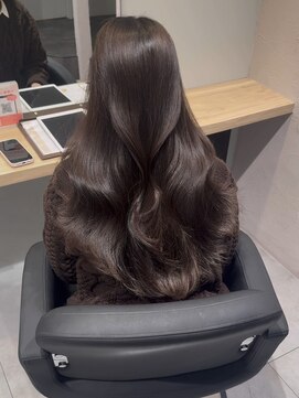 ジェーンバイボヌール(Jane by Bonheur) 【stylist 片山】暗すぎないシルクグレージュカラー