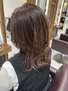 ザザ ZA/ZA 目白 【動きが出る◎レイヤーカット】目白美容室