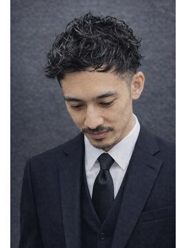 ベル 銀座5丁目店(Belle) 《スーツ仕事でもカッコいい》/シャドウパー/ベリーショート