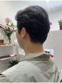 ラフにかきあげる、大人のバックスタイル