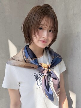 ラベル 渋谷(LAVEL) ひし形レイヤーショートボブシースルー前髪オリーブベージュ