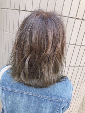 クレル(Creelu) 外ハネウェーブ