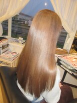 コア フィール ア デイ(COIFFURE A DAY)&nbsp;【見附今町M3D】ハイトーングレー