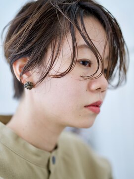 フィオ(fio) 【fioフィオ】デザインカラーショート