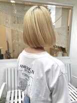 オンヌ(onnu)&nbsp;抜きっぱなしのブロンドスタイル《天神今泉/大名/ケアブリーチ》
