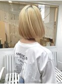 抜きっぱなしのブロンドスタイル《天神今泉/大名/ケアブリーチ》