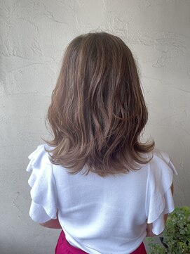 ロワジール(LOISIR) 外ハネミディ