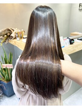 フェリア 松山(Feria) 【Feria松山】白石の美髪矯正☆