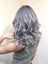 リリー シブヤ(Lilly shibuya)&nbsp;【Lilly渋谷】#シルバーアッシュ#ブリーチ#学割U24#韓国