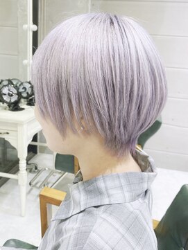 デイズ(days) 前下がりショートボブ/ウルフショートヘア/耳掛け/ツーブロック