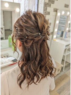 ミザリー(MISERY) ハーフアップ