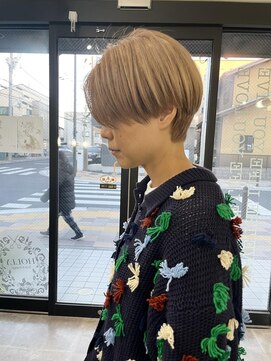 ホリー(HOLLY) ハンサムショート＋ミルキーベージュ