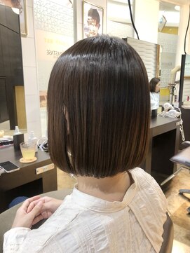 スミヤ(SUMIYA) 大人可愛い20代30代40代50代黒髪前下がりショートボブ/鹿児島