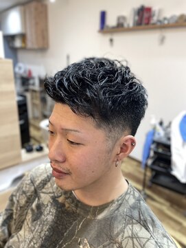 ツバメ(Tsubame) ピンパーマ