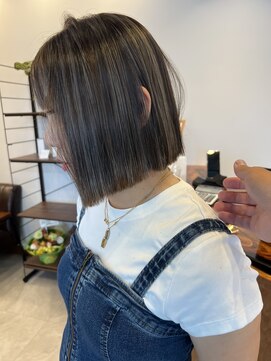 アンバー(AMBER) ハイライトボブ