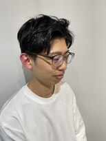 センターパートスタイル